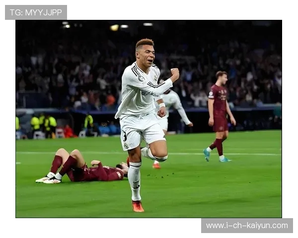 巴黎边路反击中，姆巴佩贴地斩拉开比分